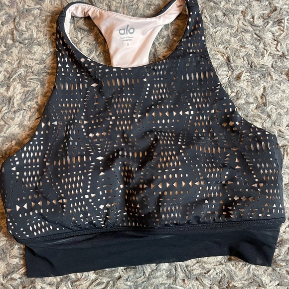ALO Yoga Other - Alo Yoga Mesh Sports avrà NWOT